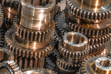 Obraz na płótnie Canvas close-up gear metal wheels, several finished gear industrial parts machine