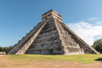 Kukulkan / El Castillo, Mayan Pyramid Chichen Itza Mexico. Great perspective of this Mayan ceremonial temple