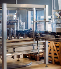 Modern cork bottling machine