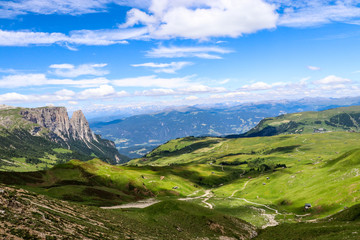Fototapeta na wymiar Panorama dell'altopiano dello Sciliar