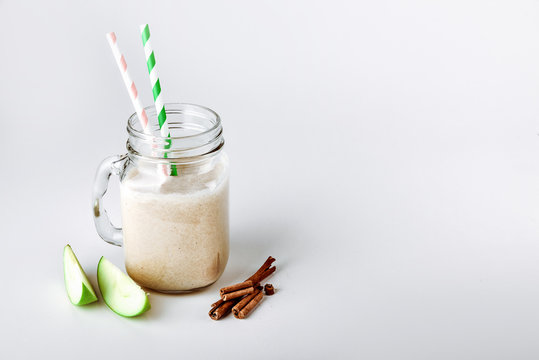 Cocktail protein, smoothie with apple, cinnamon in a glass. functional nutrition