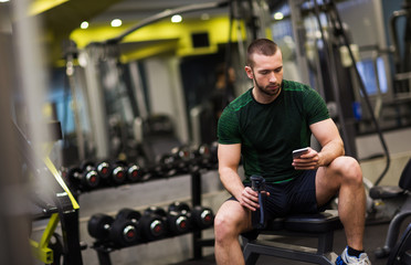 Fitness man in gym