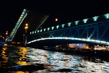 Obraz premium bridge at night