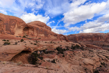 Hike to Corona Arch