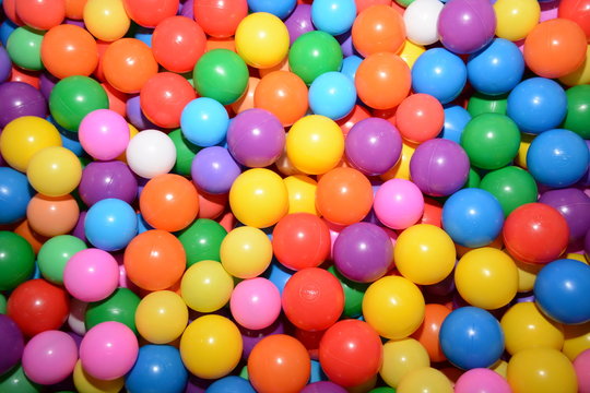 palline multicolorate per gioco dei bambini