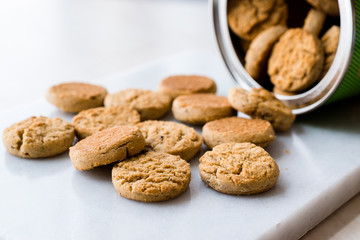 Box of Quick Bites Mini / Small Cookies Apple and Cinnamon Flavored