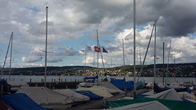 Ships at the Lake / Schiffe auf dem See Thalwil