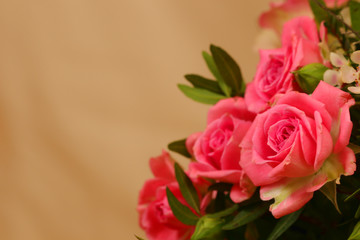 romantischer rosa blumenstrauß