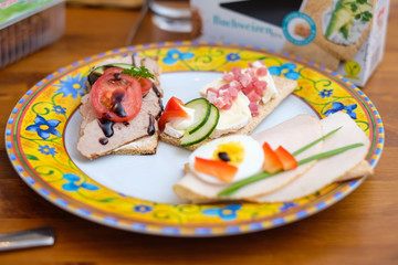 decorational food with crispbread