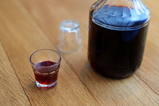 Kieliszek alkoholu.
