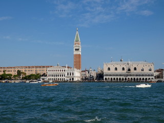 Fototapeta na wymiar Venecia,Venezia, ciudad ubicada en el noreste de Italia.