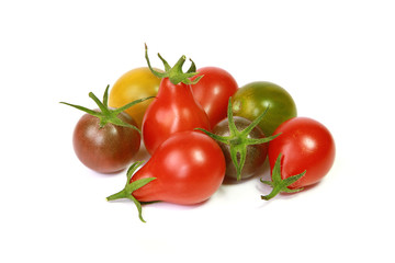 Tomates cerise de différentes variétés