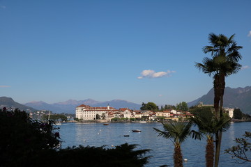 Obraz premium View to Isola Bella and Lake Maggiore, Italy