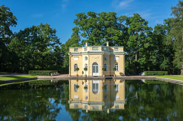 Bathhouse pavilion in Catherine park