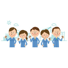 ポップな青い制服の作業員　男女　みんなでガッツポーズ　上半身