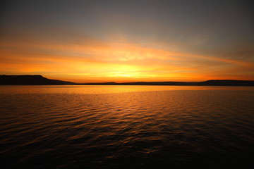 Fototapeta premium sunset over the sea