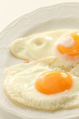 sunny side up fried egg
