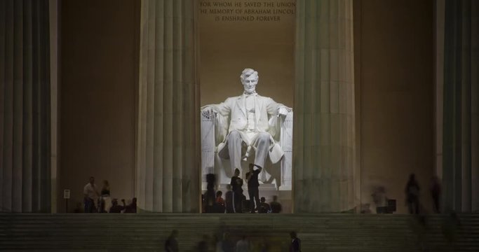 Lincoln Memorial at night - time lapse