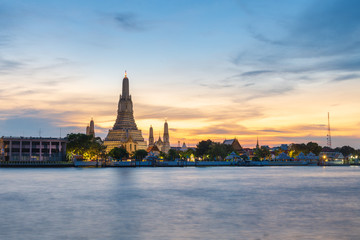 Fototapeta na wymiar Wat arun