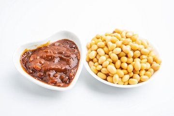 Soy sauce and soy / sauce