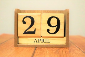 4月29日