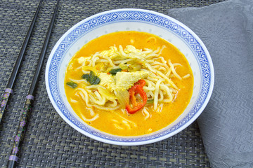 soupe asiatique au poulet