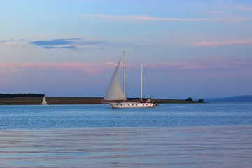 Fototapeta premium Sail at sunset