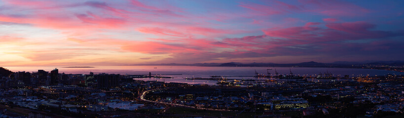 Fototapeta na wymiar Cape Town sunset