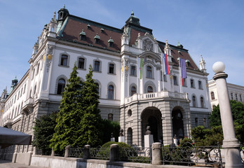 Fototapeta na wymiar Headquarters building of University of Ljubljana, Slovenia 