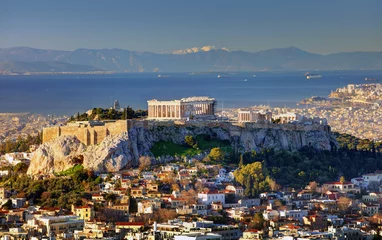 Afwasbaar Fotobehang Athene Luchtmening over Athene met te Akropolis en haven van Lycabettus-heuvel, Griekenland bij zonsopgang