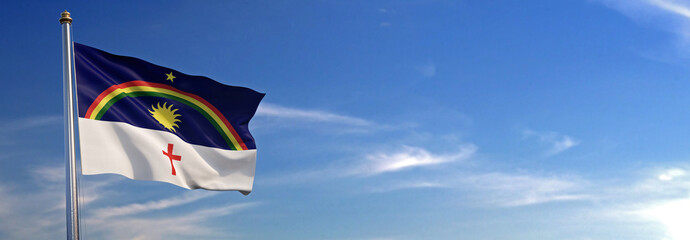 Bandeira do Pernambuco subir acenando para o vento com o céu ao fundo