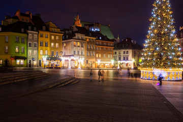 Fototapeta na wymiar Warsaw Old Town Square During Christmas Time
