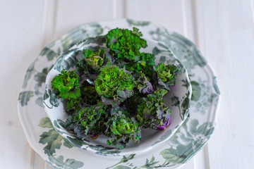 Schüssel mit frischen Kalettes