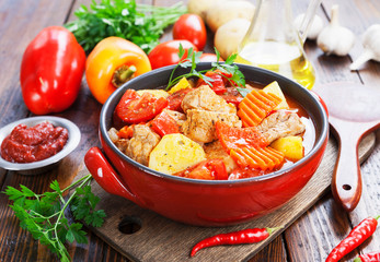 Meat stew with vegetables