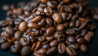 Fototapeta premium Coffee beans on a nice smooth background