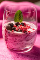 Joghurt mit beeren