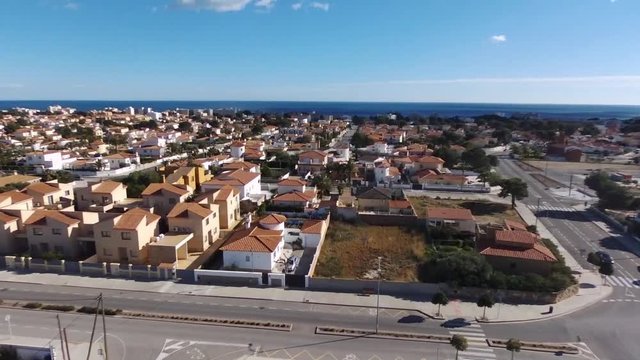 Im&aacute;genes de un vecindario de Tarragona grabado con un dron
