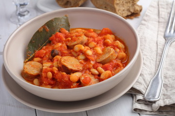 Polish baked beans Fasolka po bretonsku