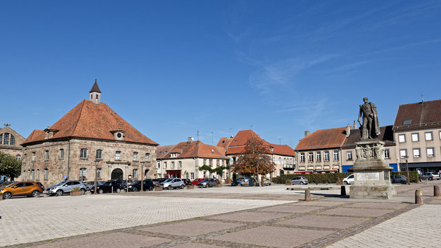 Place d&rsquo;Arme, Phalsbourg, Moselle, Grand Est, Lorraine, France