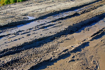 Fototapeta na wymiar muddy road