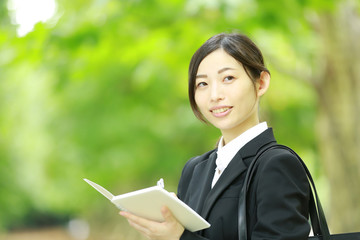 Fototapeta premium 女性社員イメージ