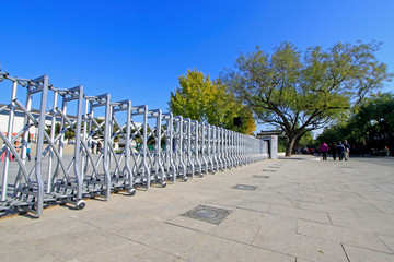 Electric fence door