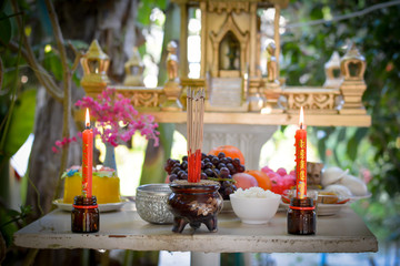 Pay respect to ancestors