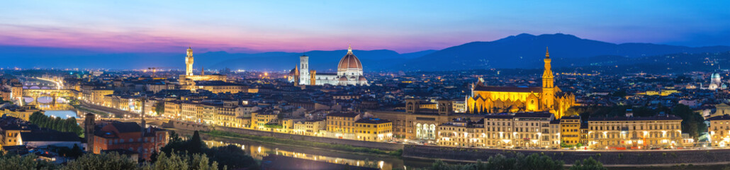 Fototapeta na wymiar Florence Italy, sunset panorama city skyline