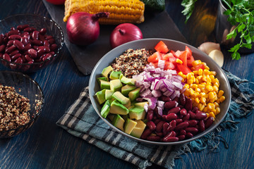 Mexican salad with quinoa and vegetables