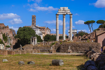 Fototapeta na wymiar Roman forum ruins in Rome Italy