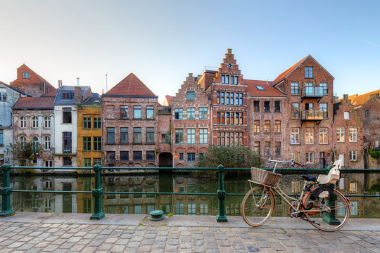 Embankment along the Leie river with medieval houses in the city of Ghent, Belgium © phant