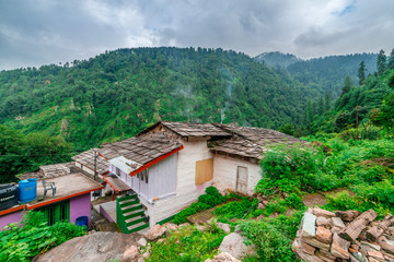 Fototapeta na wymiar Village of wodden house in himalayas, Himachal Pradesh