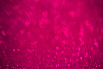 Purple de focused hearts background