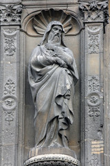 Obraz premium Statue at the south portal of the church of St. Eustache, Paris